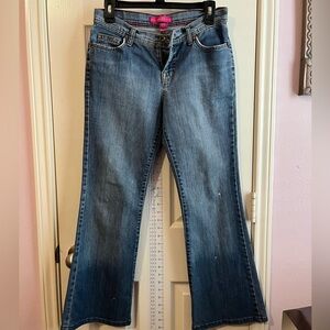 Vintage GLO Flare Low-Rise Jeans